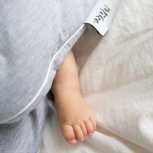 Ágynemű szett kispárnával paplannal együtt szürke