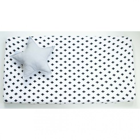 Gumis pamut jersey lepedő kiságyba 60x120 cm, 70x140 cm fehér alapon fekete keresztek